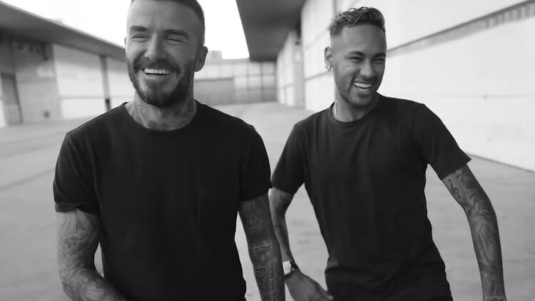 El brasileño podría jugar en el equipo de Beckham dentro de varios años (otro exclusive captura)