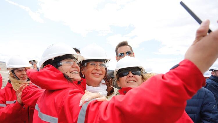 La vicepresidenta Cristina Kirchner en una reciente visita a la obra de represas patagónicas