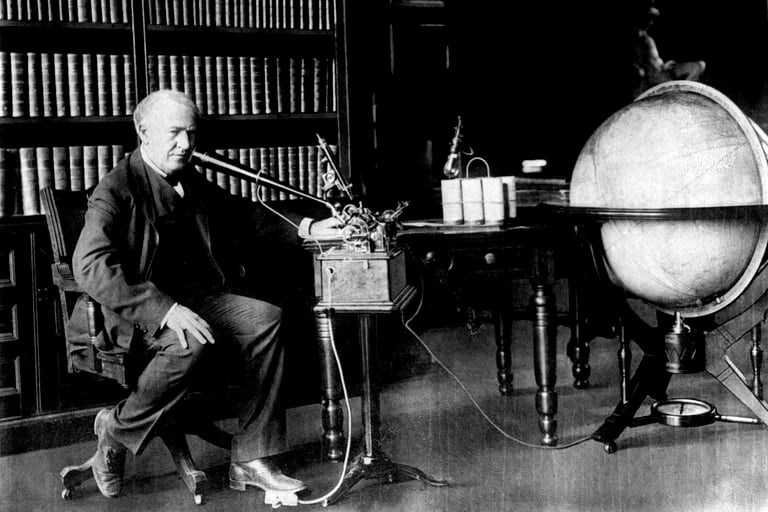 Thomas Edison, el genio de los 1093 inventos que revolucionó la vida cotidiana y la gran crueldad que ayudó a cometer FW7O2SOTX5EUFKRPMXWEG3AQIU