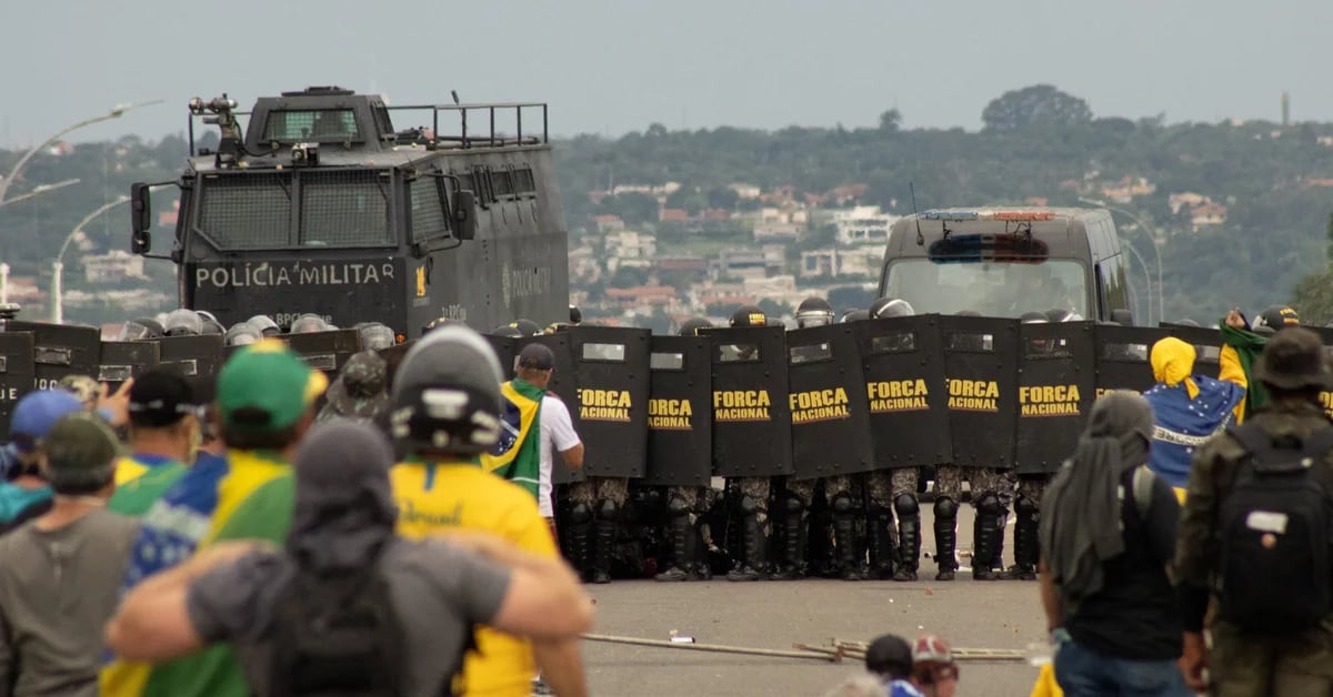 Der Oberste Gerichtshof Brasiliens hat das Militär angewiesen, alle „Bolsonarista-Lager“ innerhalb von 24 Stunden aufzulösen.