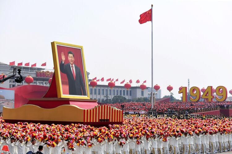 Xi se ha convertido en el líder político más poderoso de China desde Mao Zedong (GREG BAKER / AFP)