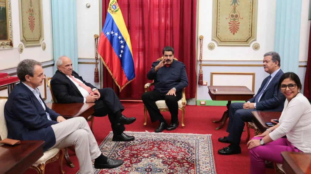 Rodríguez Zapatero se reunió con Maduro y también mantuvo encuentros con la oposición (EFE)