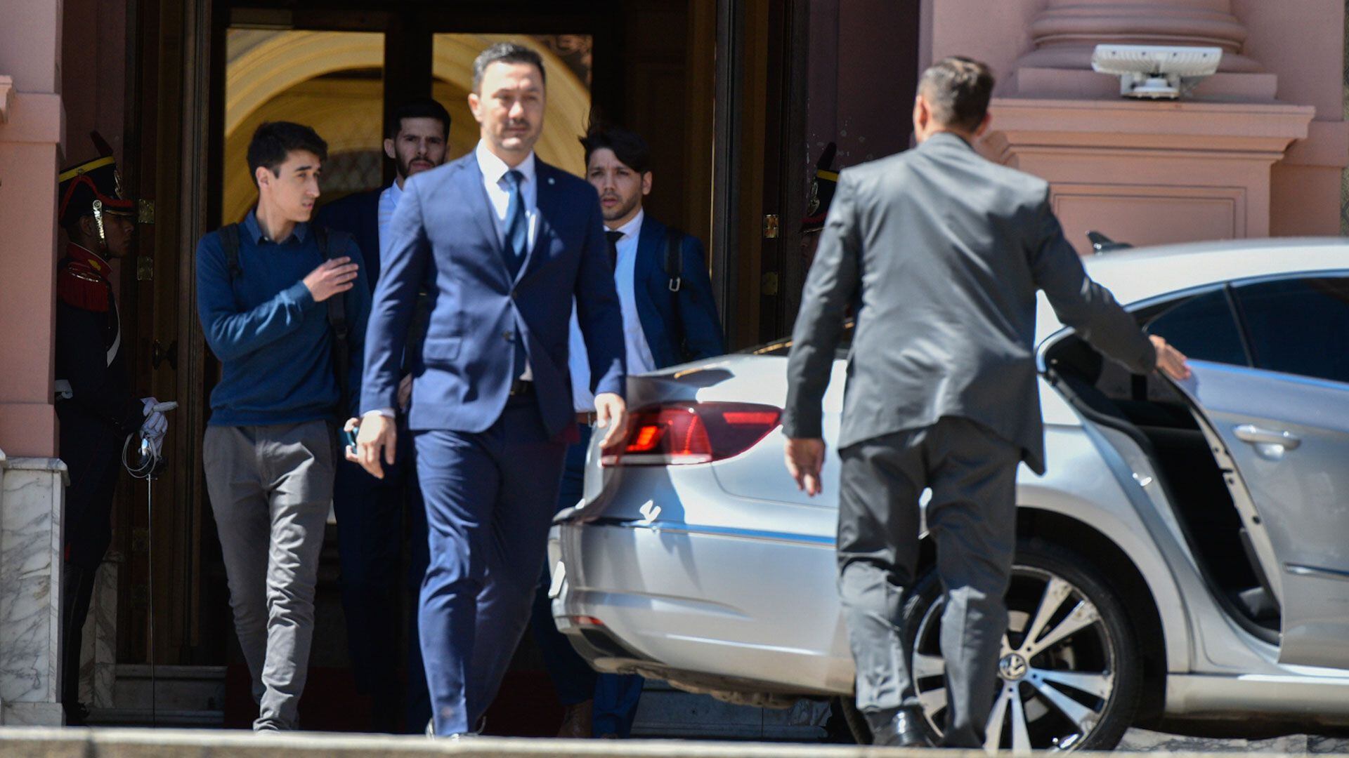 Casa Rosada Primera reunión de gabinete portada luis petri