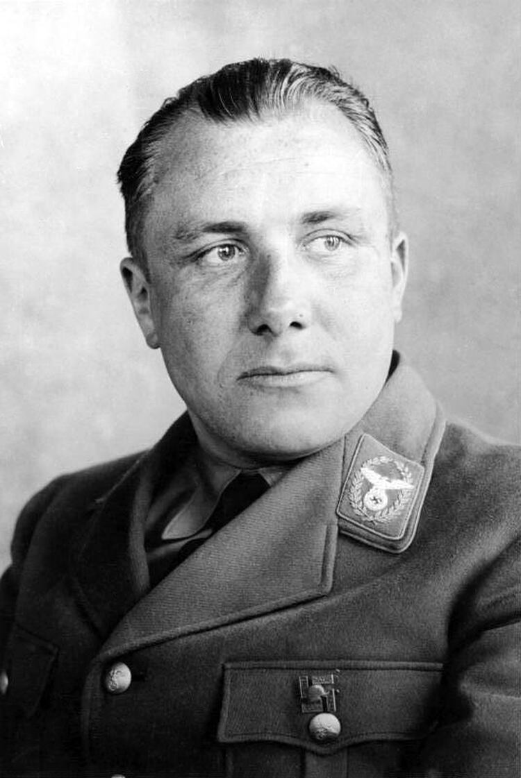 Martin Bormann, jefe del Partido Nazi y secretario privado de Adolf Hitler
