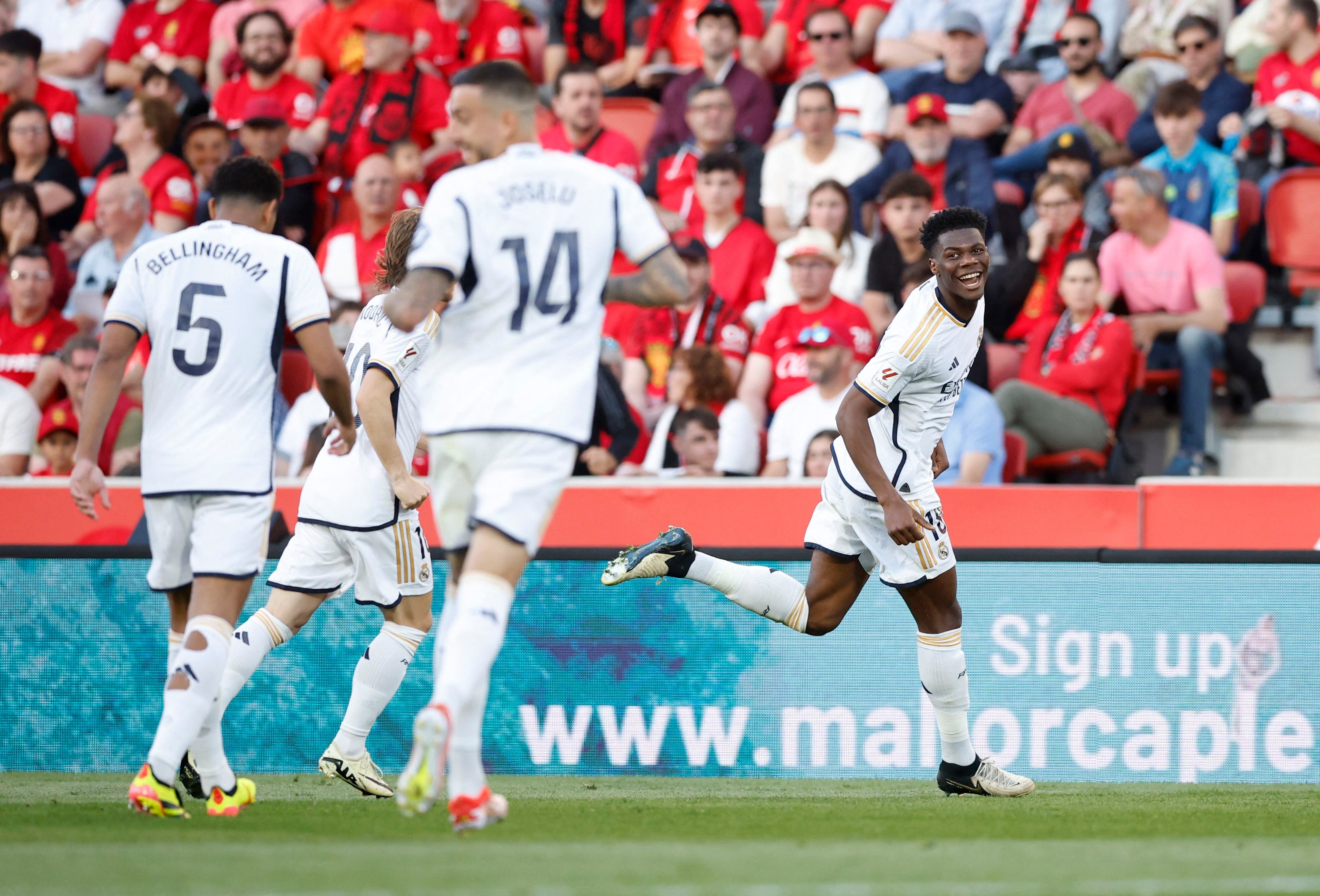 Victoria de campeonato del Real Madrid en su escala en Mallorca camino de Manchester