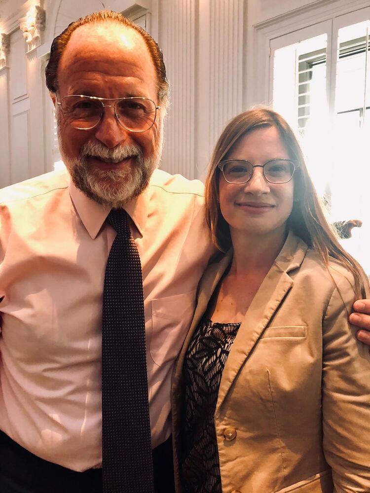 Ricardo Hausmsnn, representante de Venezuela en el Bid, junto a Laura Jaitman, a cargo de los Asuntos Económicos Internacionales del Ministerio de Hacienda