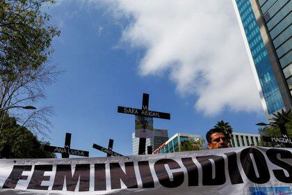 President López Obrador presumed the decrease in cases of femicides during his second government report, but these continue to happen.  (Photo: Carlos Jasso / Reuters)