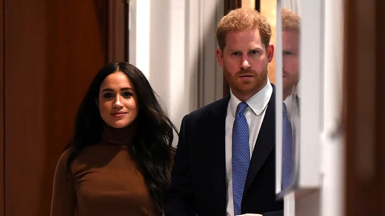 El príncipe Harry y su esposa Meghan Markle en su visita a la Casa de Canadá en Londres, el 7 de enero de 2020 (REUTERS)