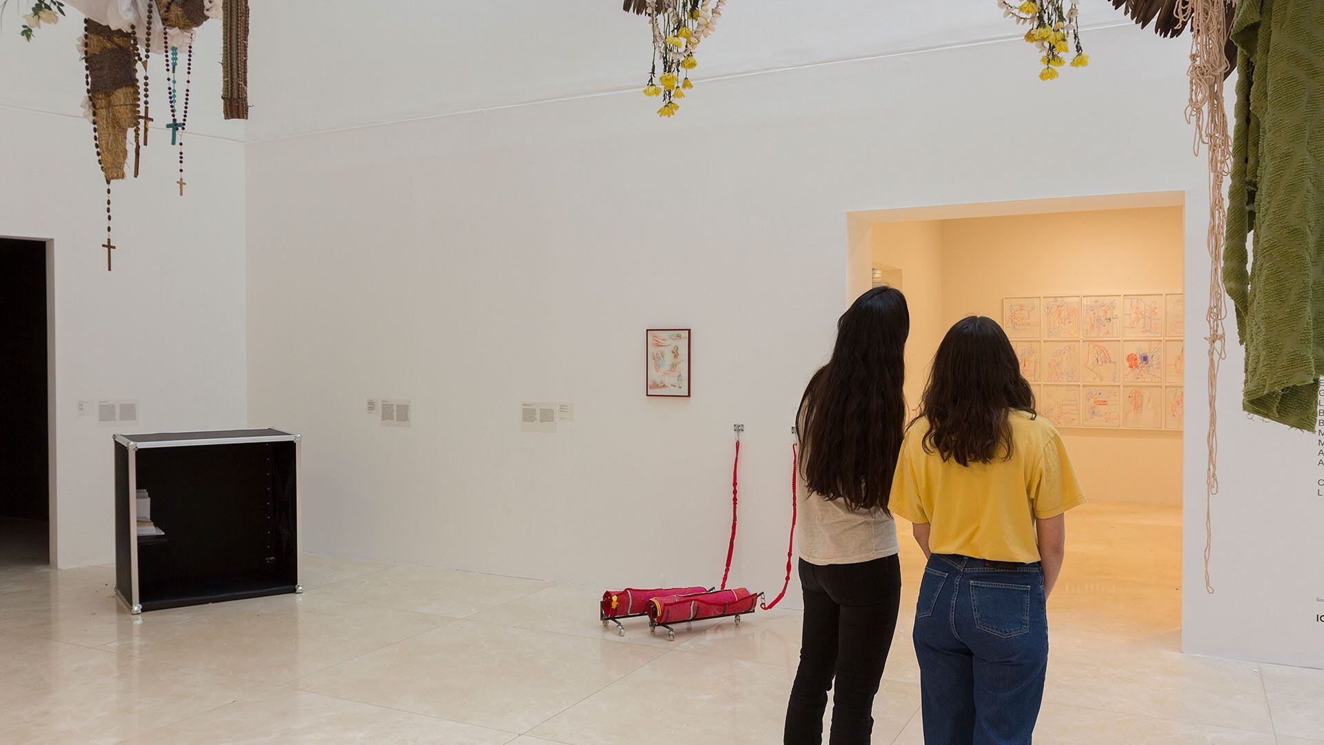 En 'Luz y Fuerza' conviven la electricidad y la bioenergética, la medicina alopática y las medicinas complementarias o alternativas, entre otros “síntomas de fenómenos más profundos" (Foto: Bruno Dubner)