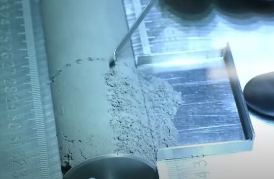 El abundante material recolectado será distribuido a varios laboratorios en todo el mundo para su análisis. Y parte se guardará para que lo investiguen futuras generaciones (NASA)