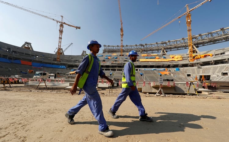 Varios informes de ONGs internacionales habían denunciado trabajo esclavo en algunas de le las obras (Reuters)