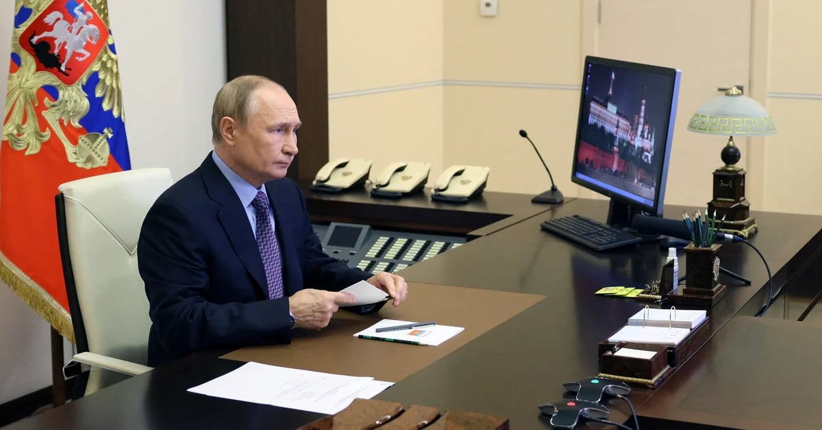 Putin konfrontierte ein Mitglied seines inneren Zirkels damit, wie er die Invasion der Ukraine bewältige.