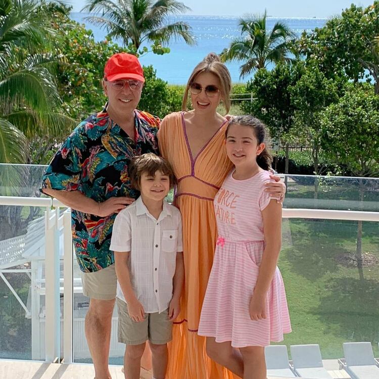 La familia de Thalía (Instagram)