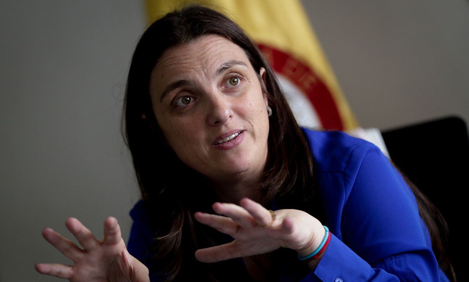 La ministra de las TIC, Karen Abudinen, habló sobre el proceso de licitación del contrato por $1,07 billones. Foto: Archivo/Colprensa - Diego Pineda