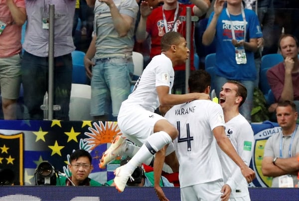 Francia eliminó en cuartos de final a Uruguay (Reuters)