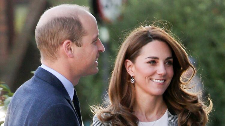 Kate Middleton conserva su apariencia juvenil con faciales de veneno de abeja Shutterstock 