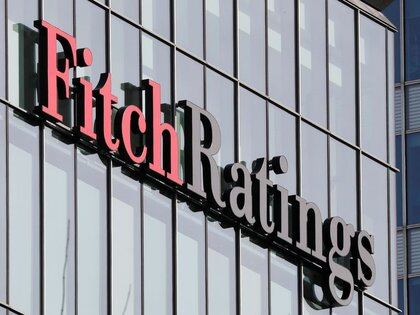 Imagen de archivo: El logotipo de Fitch Ratings captado en sus oficinas en el distrito financiero de Canary Wharf en Londres, Gran Bretaña. 3 de marzo de 2016. REUTERS / Reinhard Krause / Foto de archivo