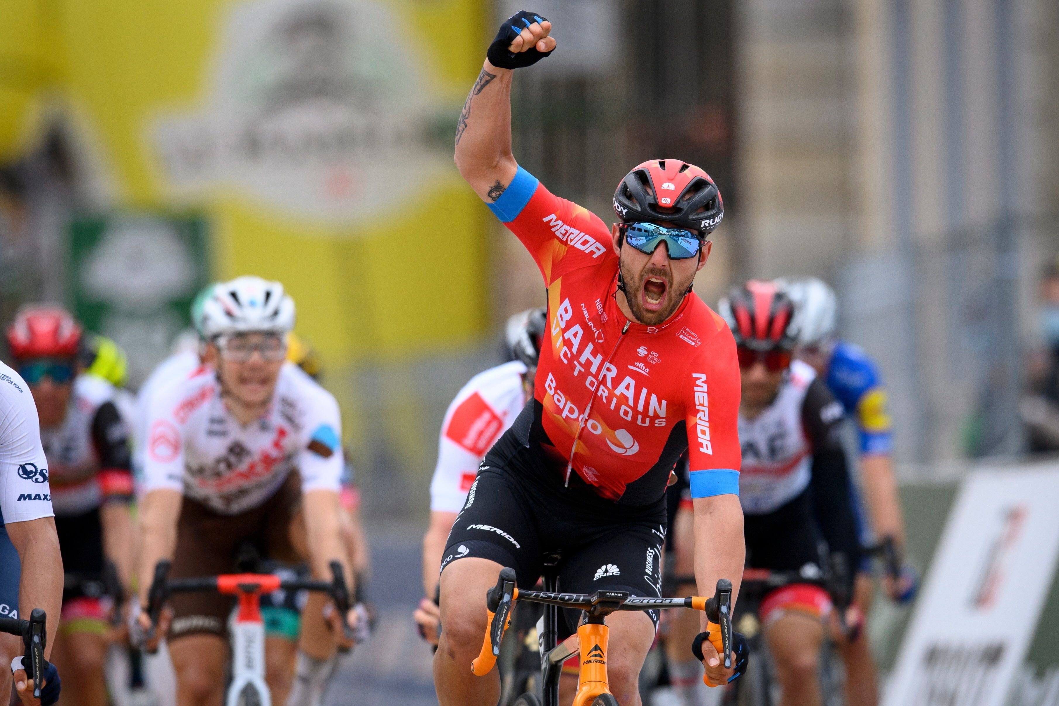 Colbrelli remató en el embalaje y ganó la segunda etapa del Tour de Romandía. EFE/EPA/JEAN-CHRISTOPHE BOTT
