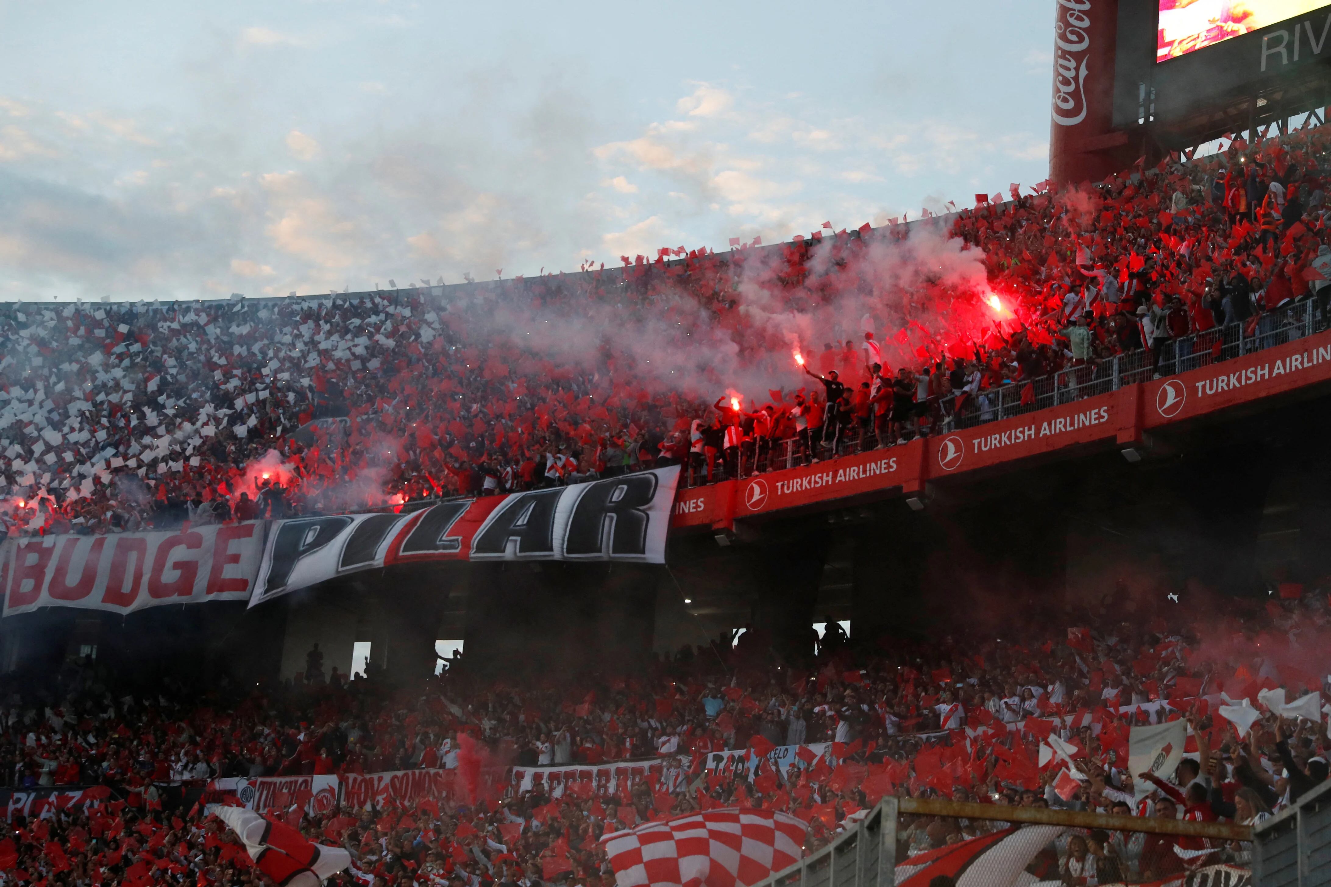 Doentes por Futebol - O Monumental no Superclássico 200. River Plate 1x2  Boca. 📷 Ale Petra