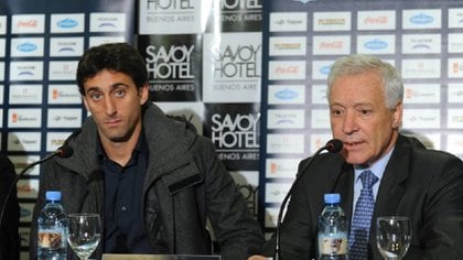 Diego Milito y Víctor Blanco