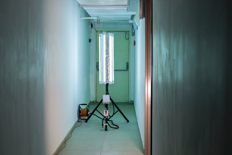 La lámpara acaba con los virus que están a su alrededor a una distancia de dos metros