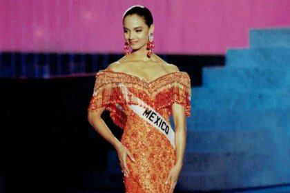 Lupita fue coronada Miss Universo a los 23 años (Instagram: lupjones)