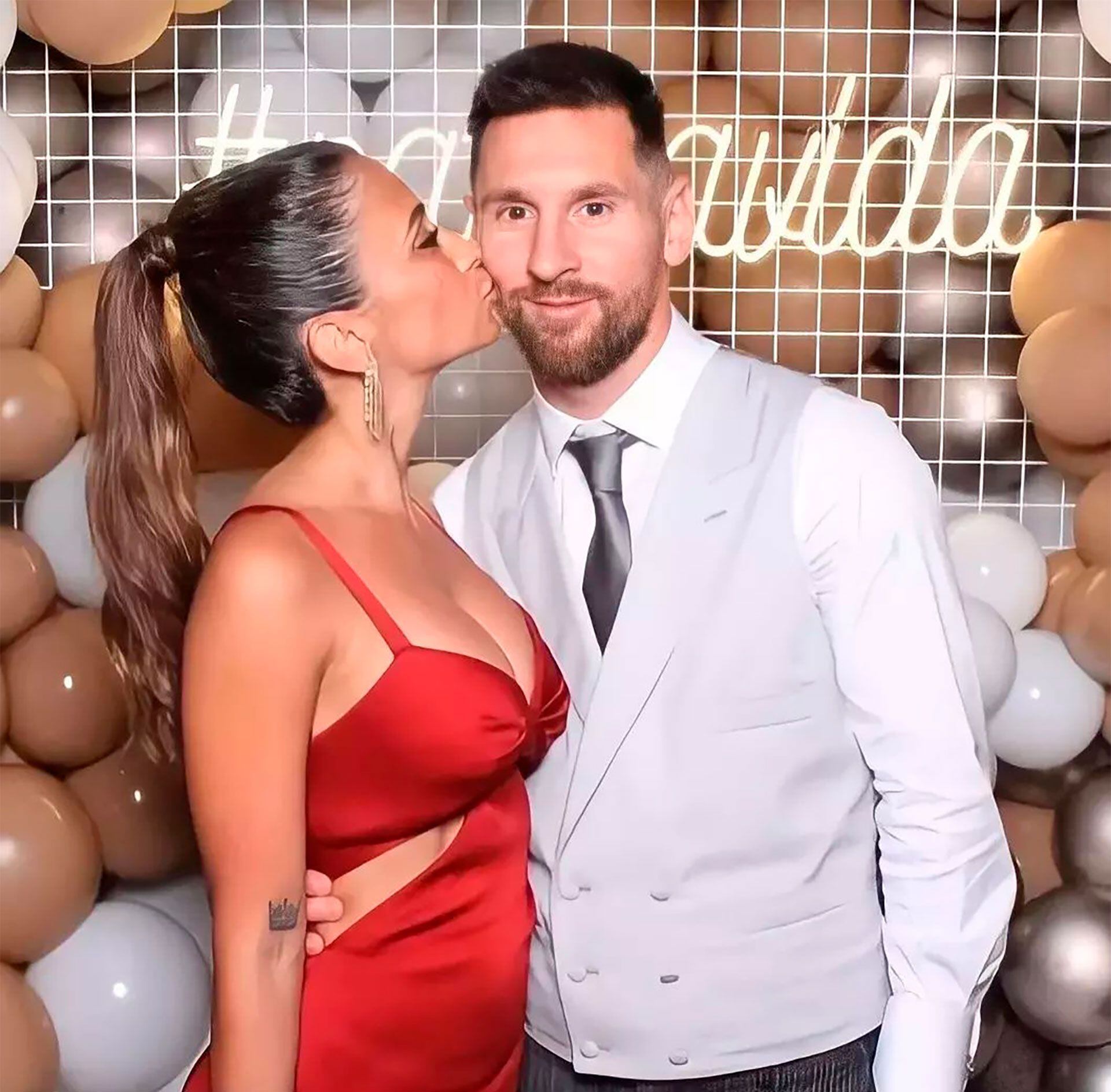 Messi y Antonela en el casamiento de Jordi Alba