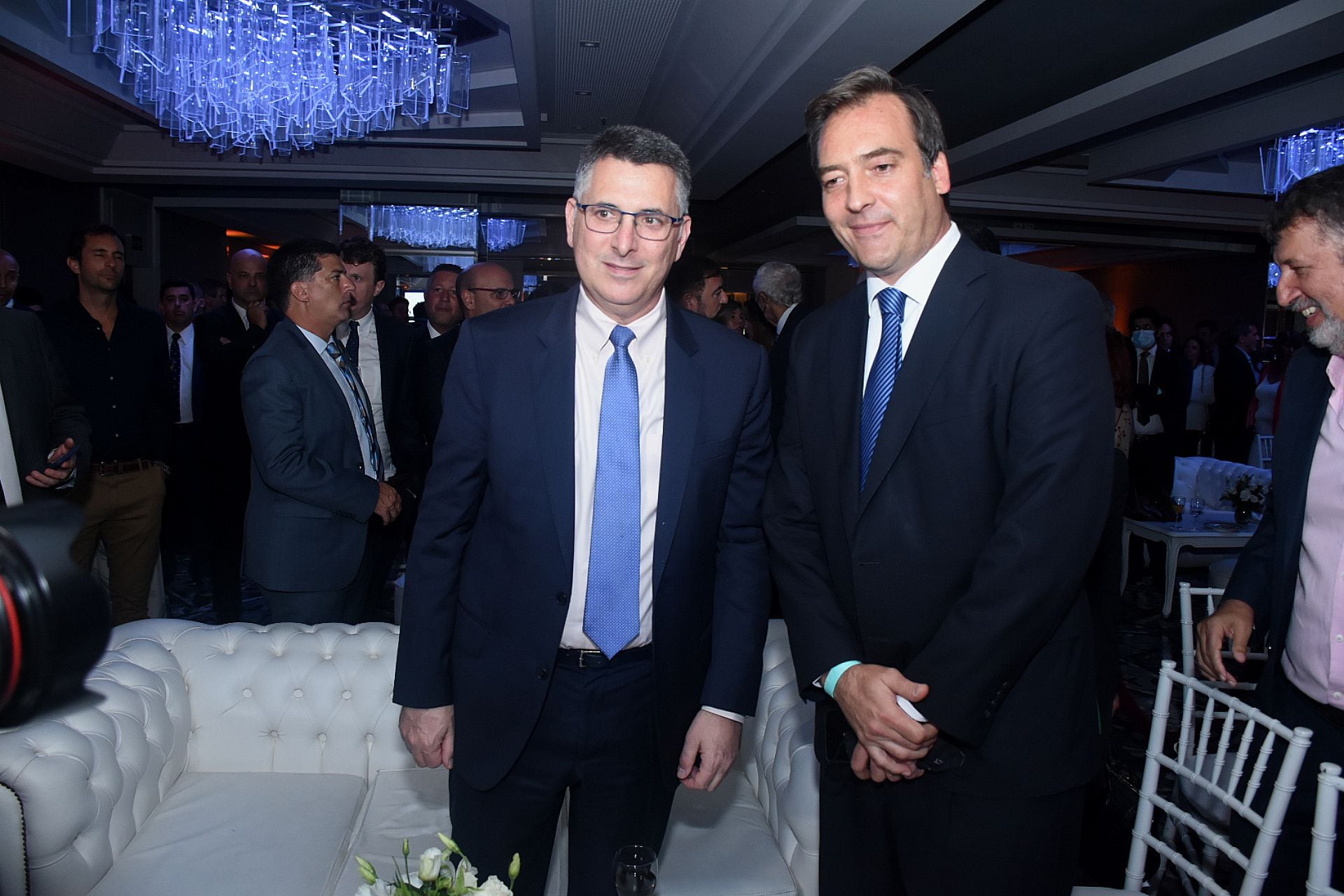 Welcome to Gideon Sa'ar/ Hotel Emperador 3