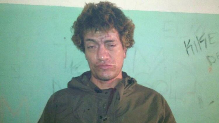 Adentro: Álvarez en foto de una antigüa detención previa.