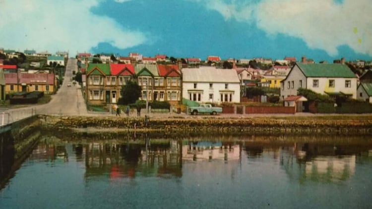 Puerto Argentino, isla Soledad. Postal de 1970