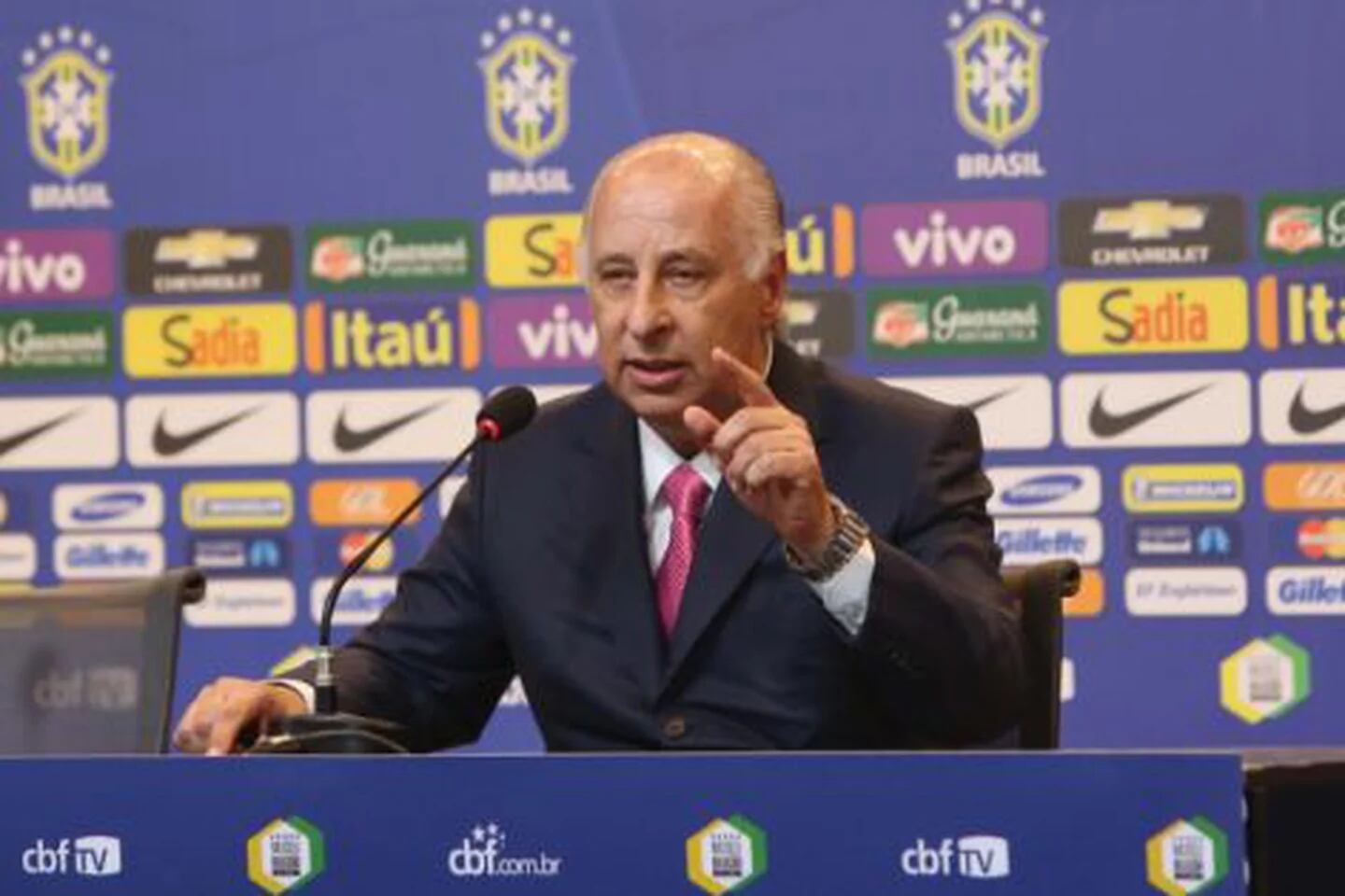 Head of Brazil's soccer confederation suspended by ethics commission