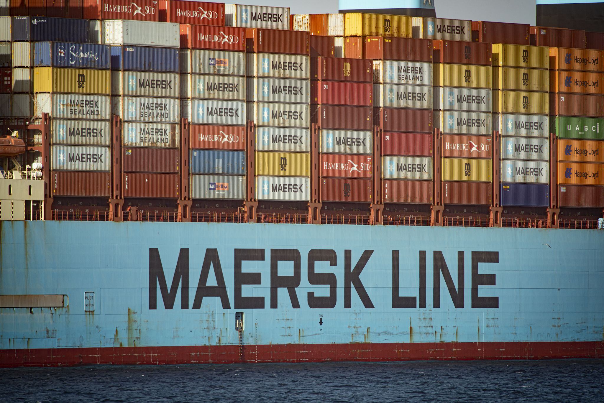 Mary Maersk el megaship Triple E de 18270 teus que llega al puerto de Algeciras proveniente del Canal de Suez (Marcos Morenos/ Europa Press)
