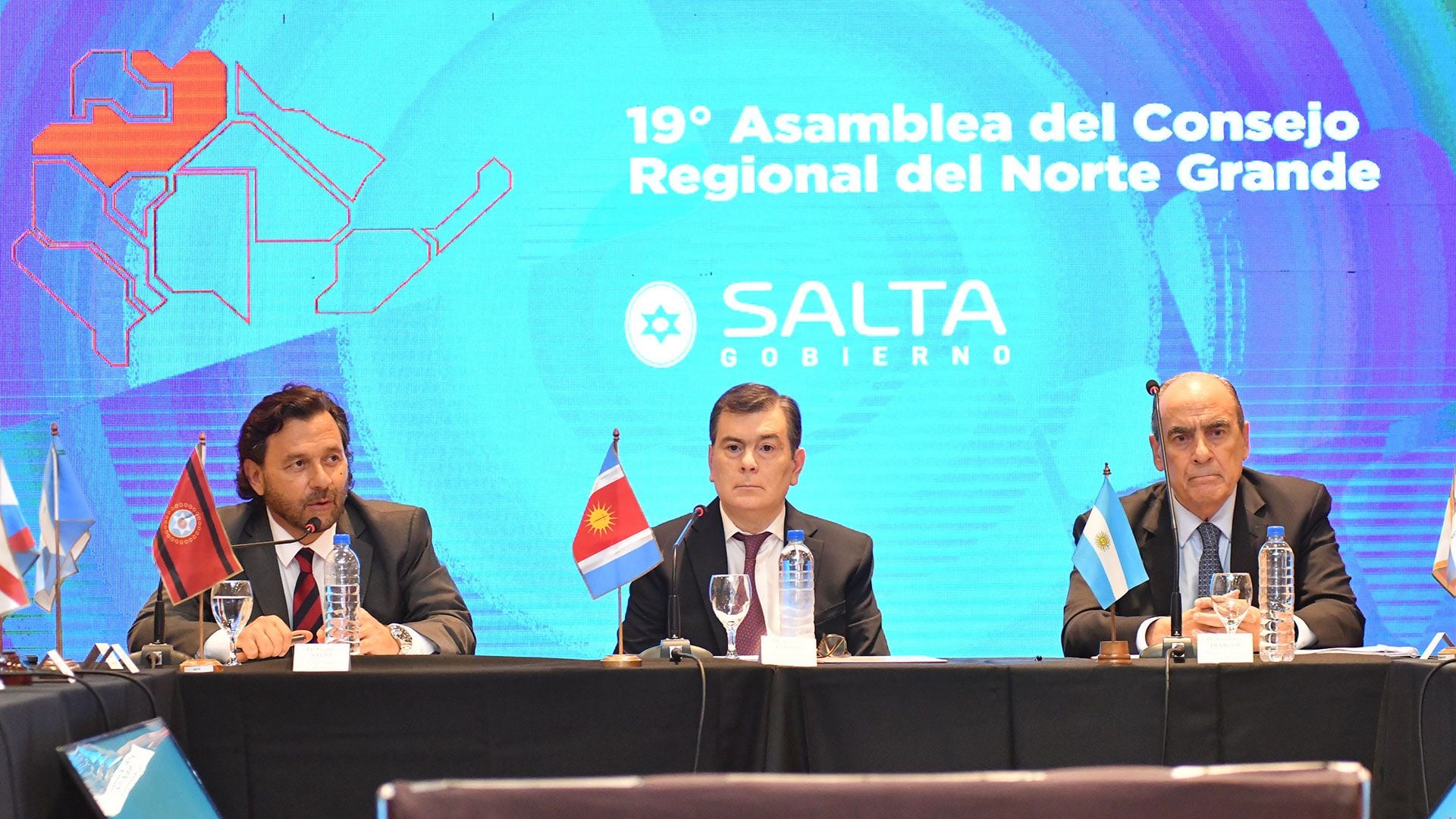 Guillermo Francos en Salta en la reunión gobernadores Norte Grande