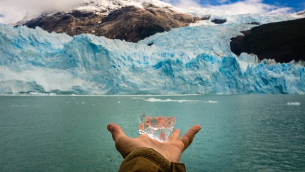 El Calafate, ubicado sobre la orilla del lago Argentino y cercana al glaciar Perito Moreno, es el más visitado e internacionalmente conocido de América del Sur (Getty Images)