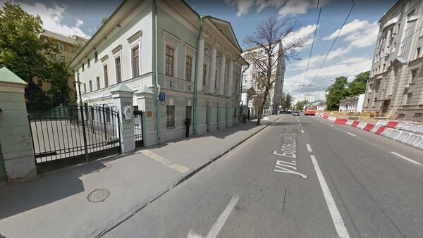 La embajada argentina en Moscú está a 6 kilómetros del estadio que será sede del duelo inaugural y la final
