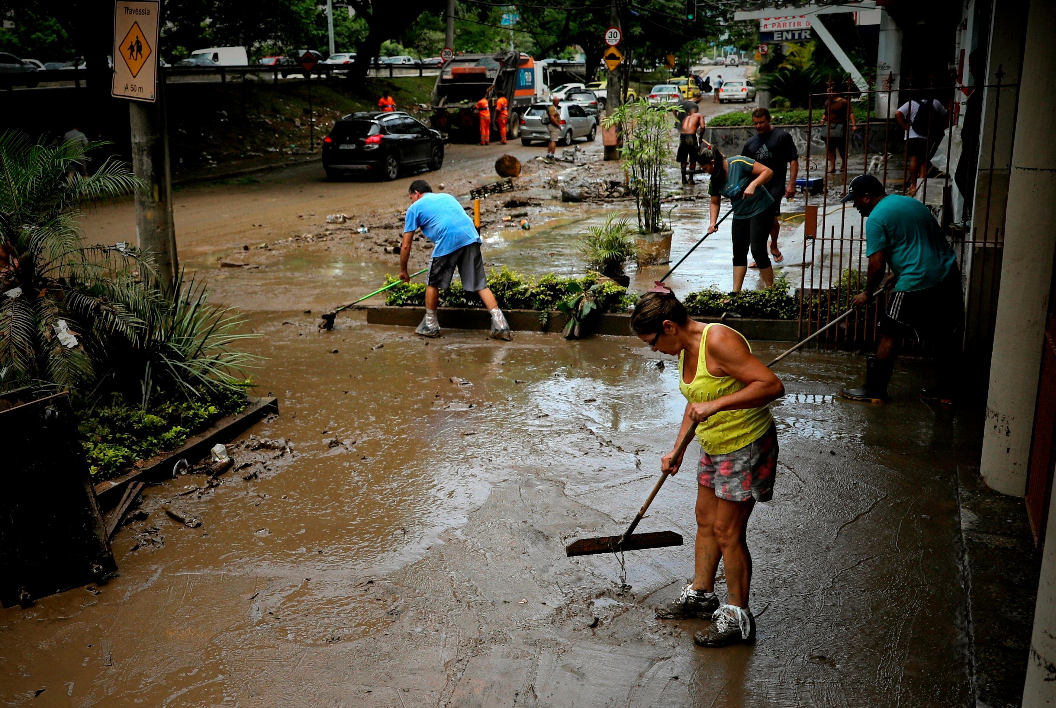 La localidad más afectada fue Foz do Iguaçu, donde resultaron damnificadas 600 viviendas después de soportar vientos por encima de los 79 kilómetros por hora durante el sábado. Fotografía de archivo. EFE/Antonio Lacerda