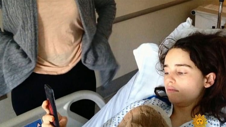 Emilia Clarke de âGame of ThronesâÂ recuperÃ¡ndoseÂ luego de sufrir un aneurisma cerebral