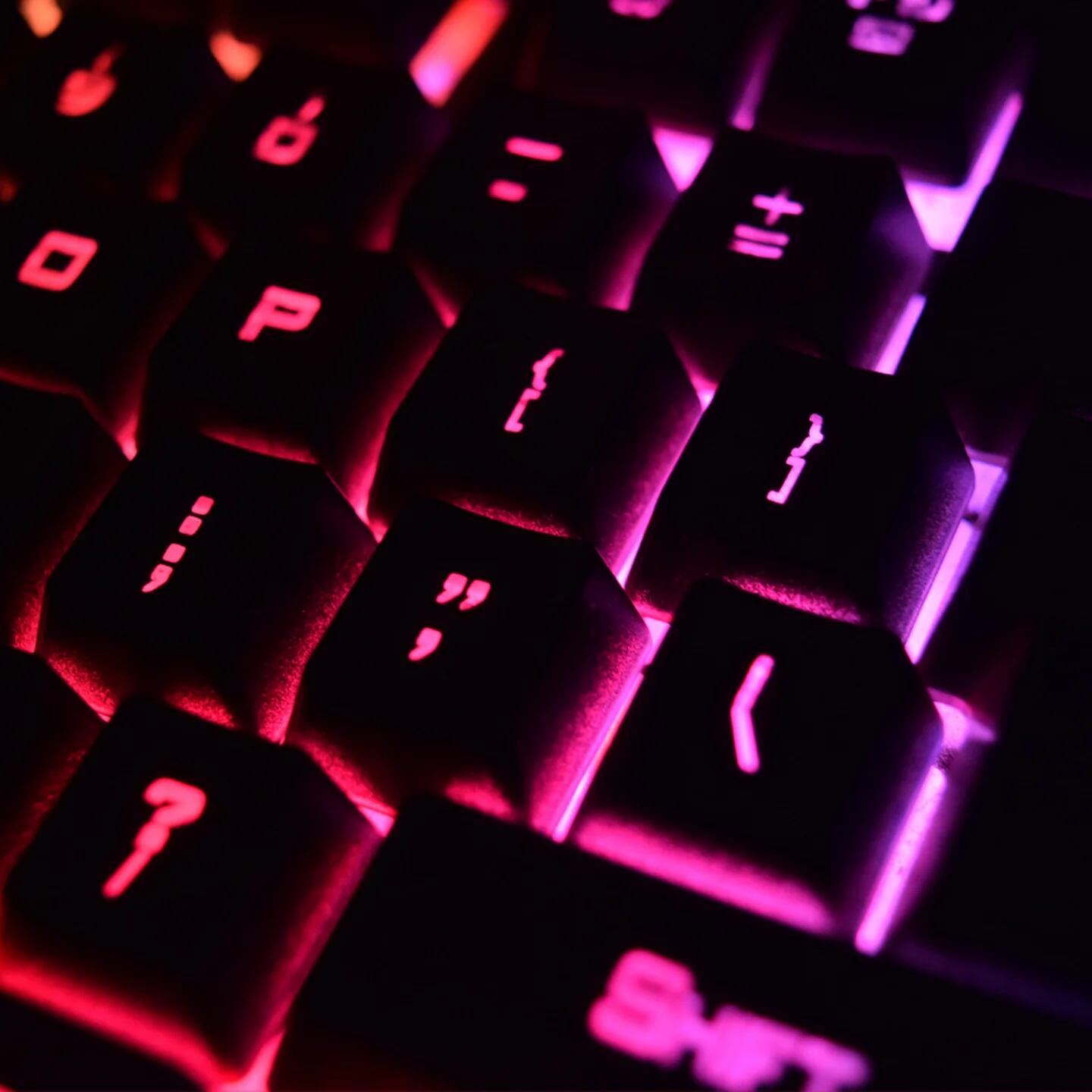 Aprende truco para activar el teclado iluminado estilo gamer Infobae