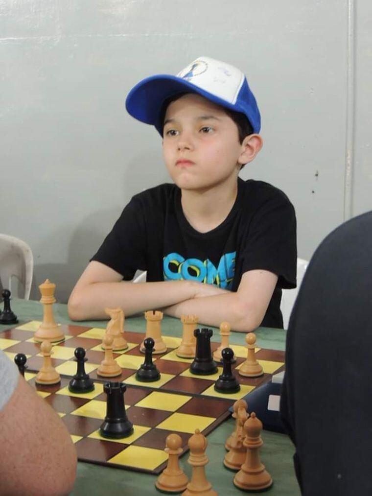 ajedrez chicos - Francisco Fiorito y Vanesa guzman