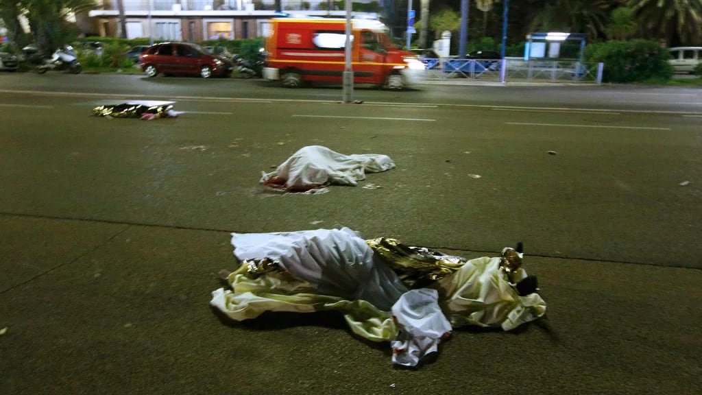 Un tunecino asesinó al menos a 84 personas en Niza el jueves por la noche (Reuters)