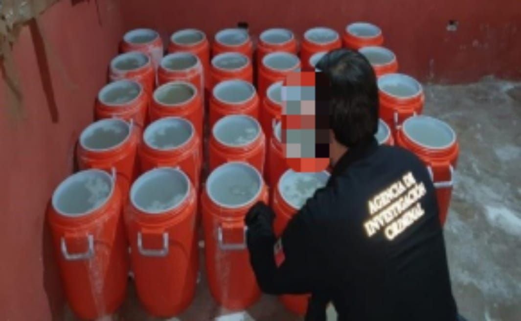 Decomiso de metanfetamina en Culiacán (Foto: FGR)