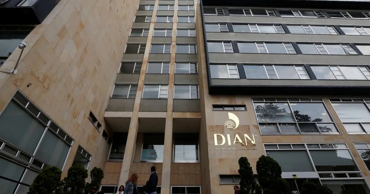 The Dian will have 10,000 new vacancies: what is the process of renewing the entity