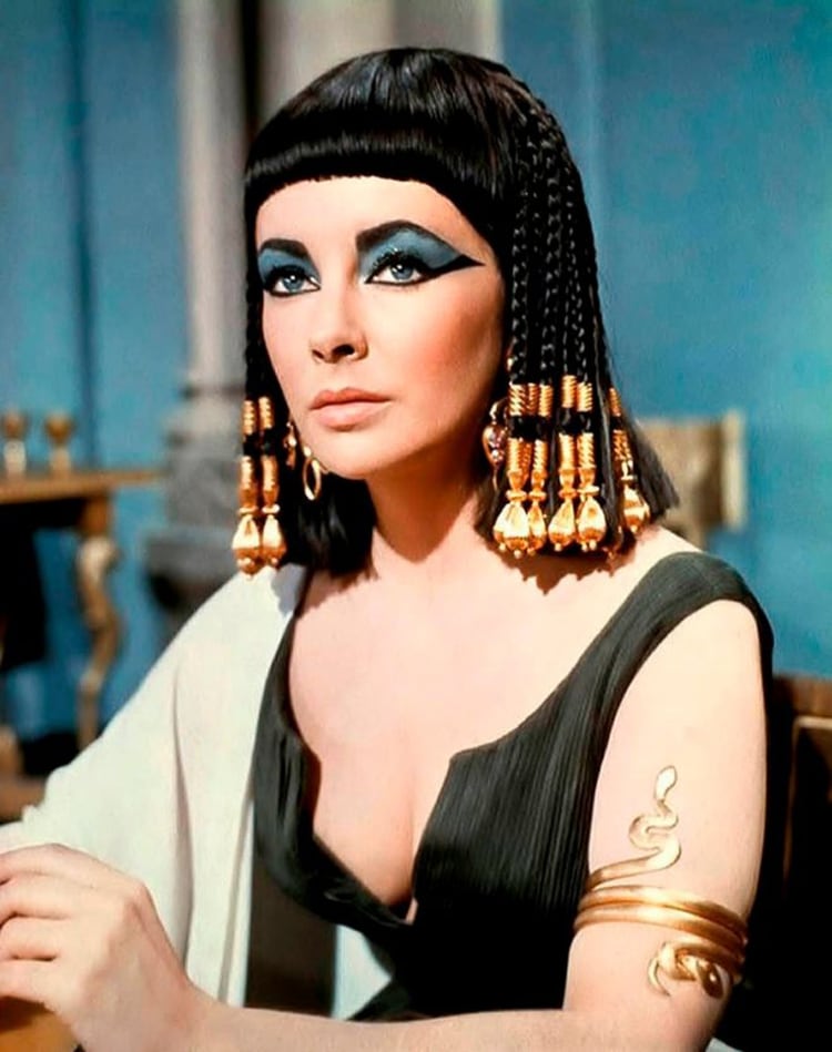 Elizabeth Taylor hizo de Cleopatra en la película de 1963