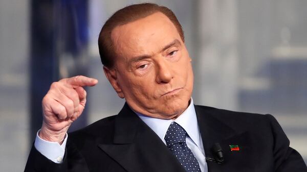 Silvio Berlusconi llegó al poder después del Mani Pulite