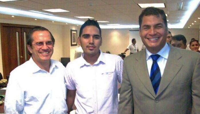 Ricardo Patiño, entonces canciller de Ecuador, Leandro Norero y el ex presidente Rafael Correa en 2009. (Expreso)