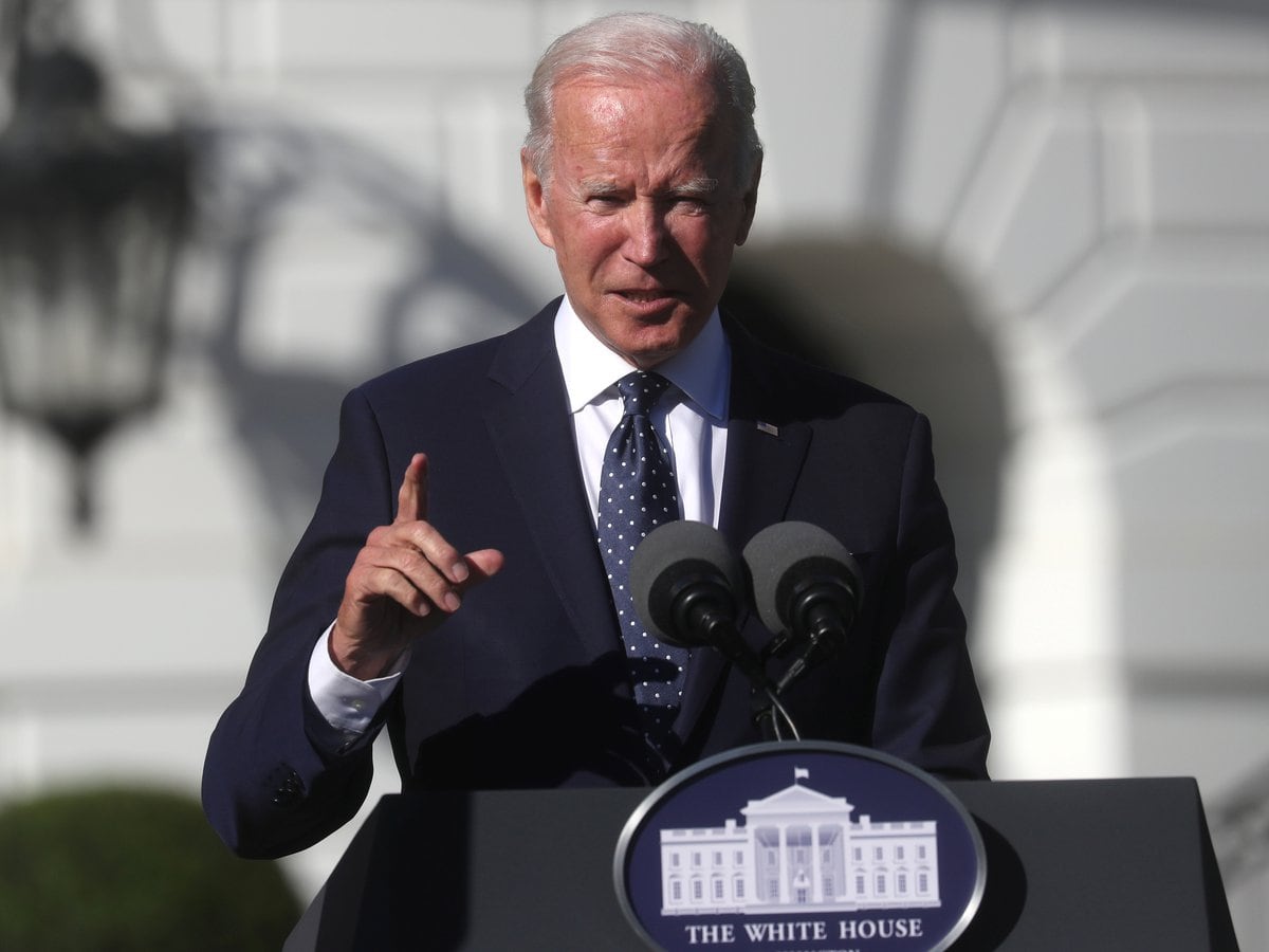 Joe Biden negocia con líderes demócratas para salvar su ambiciosa agenda en  el Congreso - Infobae