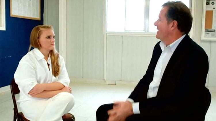 Erin Caffey fue entrevistada en la cárcel por el periodista inglés Piers Morgan (Imagen ITV)