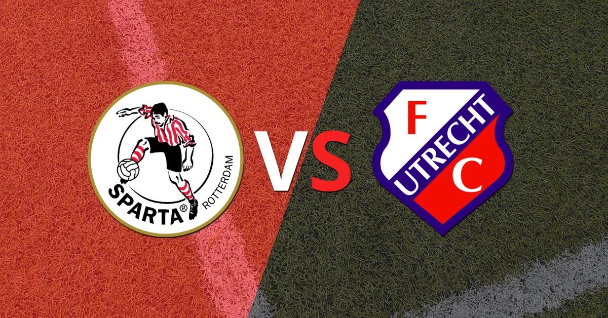 Start of the duel between Sparta Rotterdam and FC Utrecht