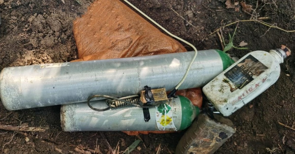 Army seized oxygen tanks loaded with explosives from Gentil Duarte’s dissidence