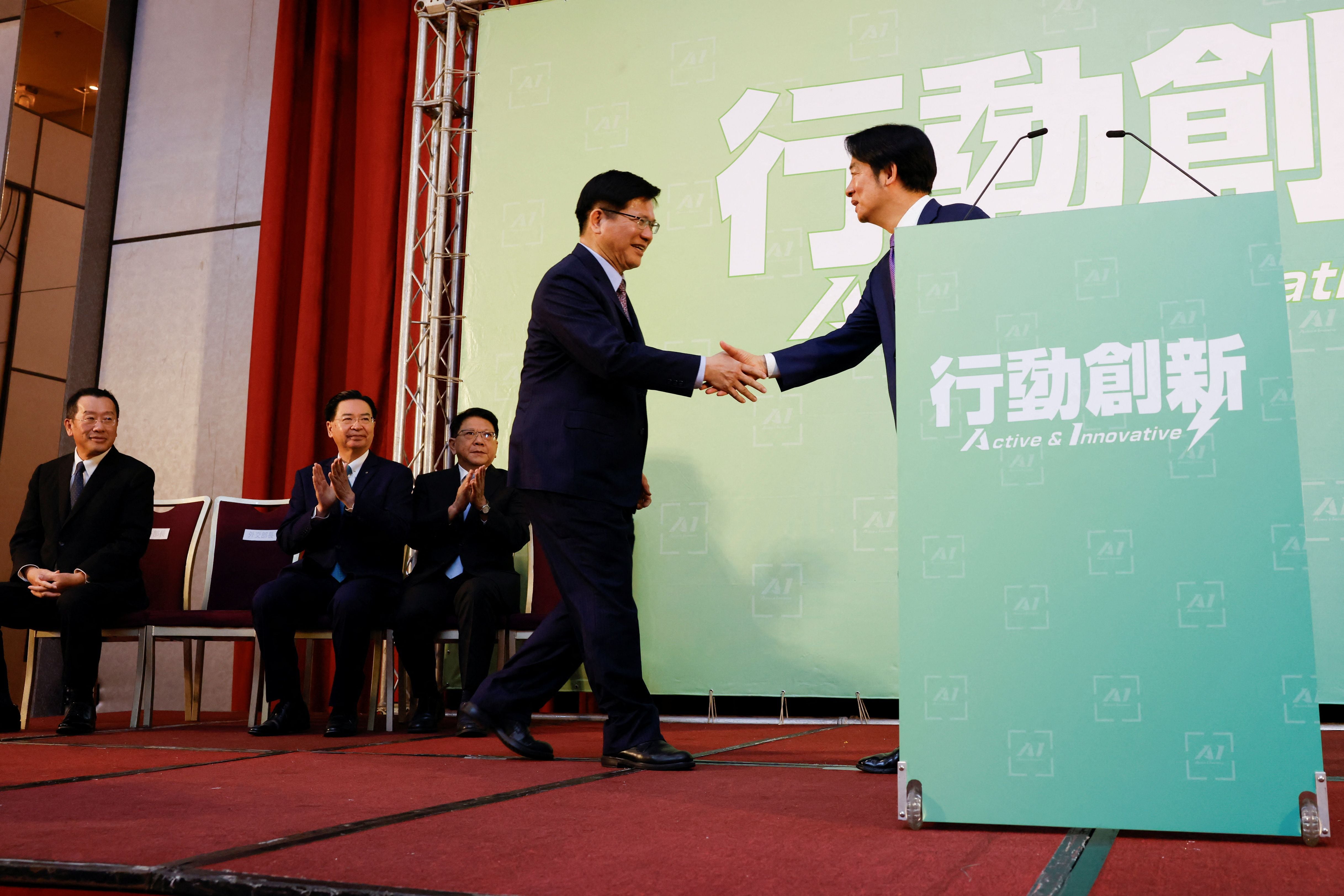 El actual secretario general de la Presidencia y ex alcalde de la ciudad de Taichung, Lin Chia-lung, será el nuevo ministro de Asuntos Exteriores en sustitución de Joseph Wu, que pasará a encabezar el Consejo de Seguridad (REUTERS/Carlos Garcia Rawlins)